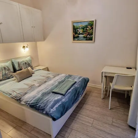Enklawa Przy Plazy Apartment *