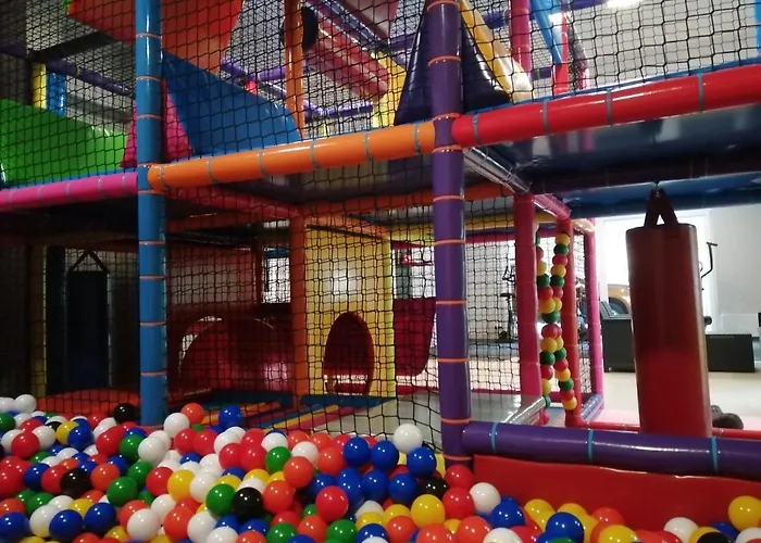 Enklawa Przy Plazy *